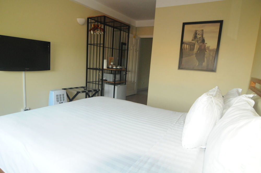 Iris Boutique Hotel Hanoi Esterno foto