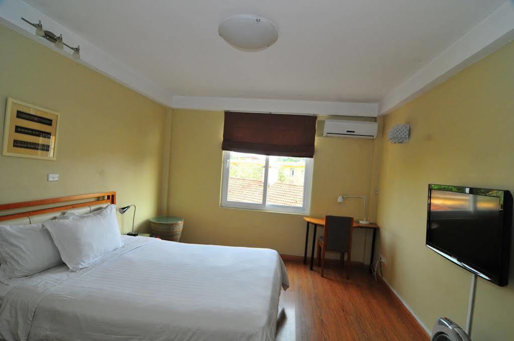Iris Boutique Hotel Hanoi Esterno foto