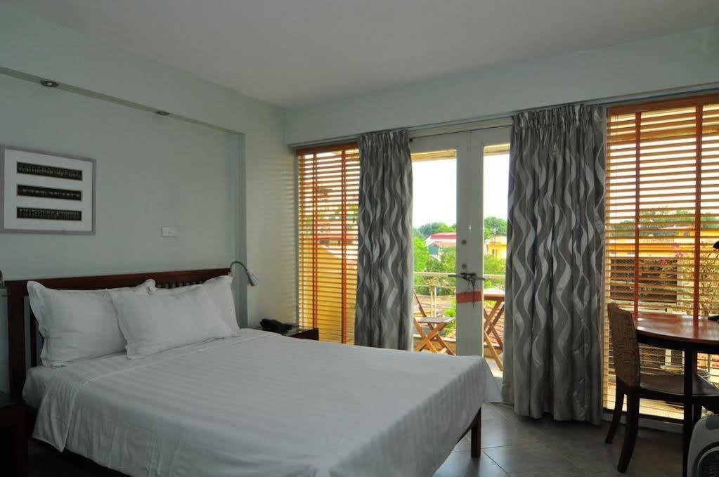 Iris Boutique Hotel Hanoi Esterno foto
