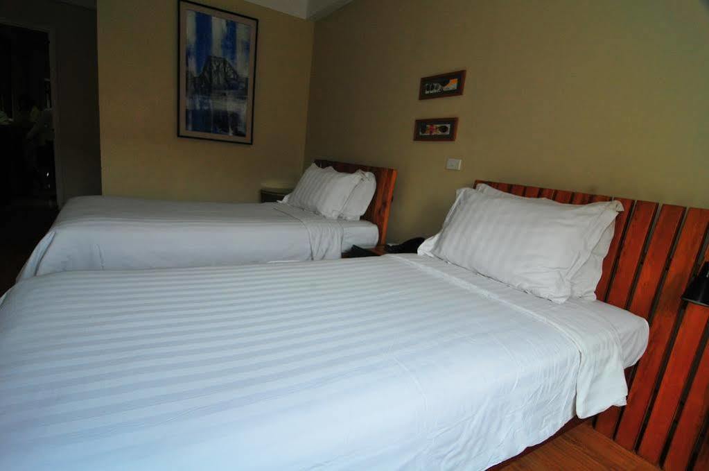 Iris Boutique Hotel Hanoi Esterno foto