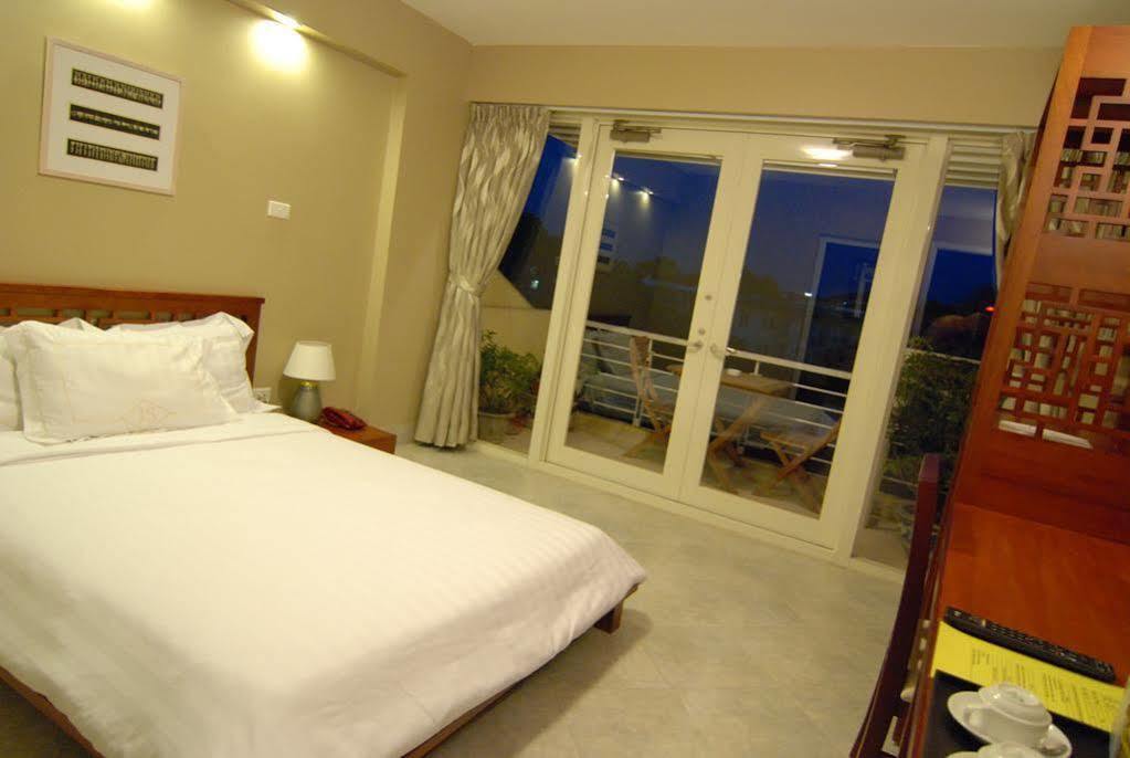 Iris Boutique Hotel Hanoi Esterno foto