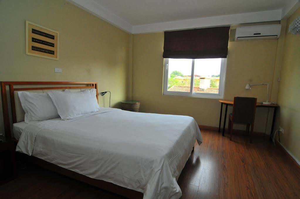 Iris Boutique Hotel Hanoi Esterno foto