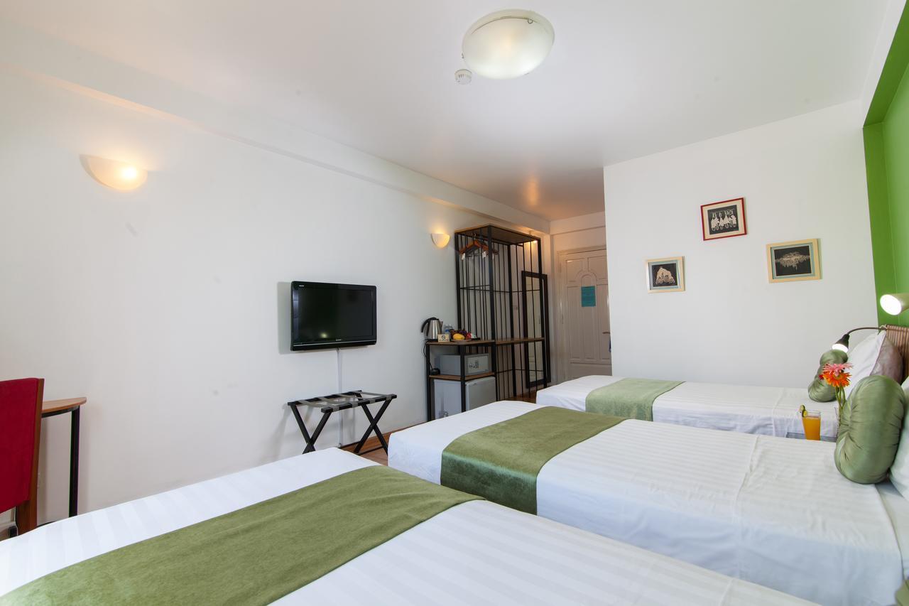 Iris Boutique Hotel Hanoi Esterno foto